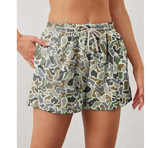 Shorts en jean en toile pour femme, taille haute, croisés, boutonnés, coupe droite, ourlet brut, respirants, imprimé camouflage, effet délavé - Product Image 2