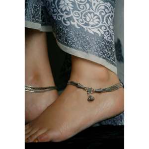 Indian 925 Silver Oxidised <b>Anklet</b> with Diamond Rhodium and <b>Gold</b> Plating for Daily Wear 14K 18K Pearl Jewelry Material - Product Image 1