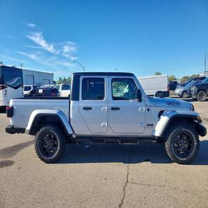 Jeep Gladiator 2024 en parfait état - Product Image 3