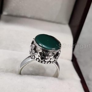 Bague pour femme en argent sterling 925, pierre précieuse d'onyx vert naturel, pierre de naissance de décembre, bijoux bohèmes faits à la main, cadeau de Noël - Product Image 3