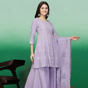 Colección de Kurtis/Kurtas de Algodón Rama con Bordado Pesado Mirawer, Estilo Étnico Elegante, para Bodas y Fiestas, Venta al por Mayor - Product Image 1