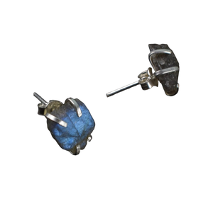 Pendientes de mujer con piedras preciosas de labradorita de corte áspero, proveedor de joyería, pendientes de tuerca de Plata de Ley 925 sólida a la moda - Product Image 2