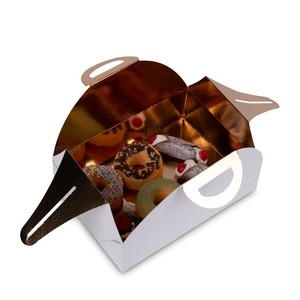 Caja para pastelería hecha de cartón estirado de celulosa pura GC2, acabado blanco damasco en el exterior, laminación dorada brillante en el interior. - Product Image 3