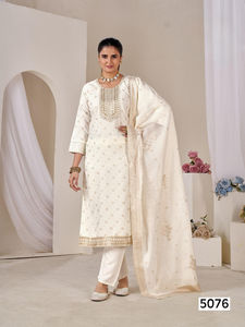 Nouvelle collection de kurtis, pantalons et dupattas en rayonne brodée pour femmes, pour toutes les saisons - Product Image 5