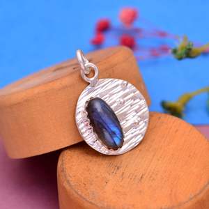 Colgantes Ovalados de Labradorita Natural Hechos a Mano en Plata de Ley 925 para Mujer, Compra en Línea, Proveedor Indio, Venta al por Mayor - Product Image 3