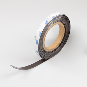 Nastro magnetico adesivo in neodimio 10.000x15x0,5mm - Product Image 1