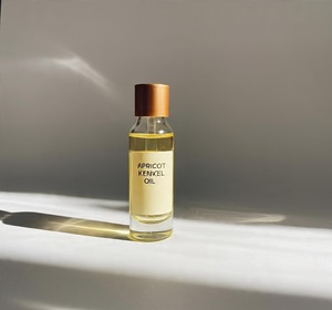 น้ำมันเมล็ดแอปริคอทบริสุทธิ์แบบ100% สกัดเย็นเครื่องสำอางสำหรับผมผิวหนังและความงามฉลากสีขาวจำนวนมาก - Product Image 1