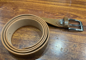 Ceinture décontractée en cuir véritable avec boucle ardillon solide, réglable, pour homme, texture grainée, idéale pour le travail et les occasions formelles - Product Image 4
