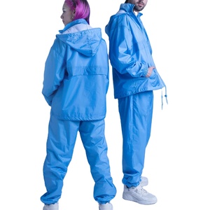 Chándal de nailon sólido informal con capucha de invierno de peso medio personalizado para ropa deportiva unisex a prueba de viento para correr y trotar - Product Image 1