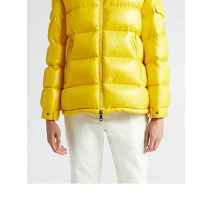 Dernier style, veste matelassée pour femme en polyester/nylon, broderie, double fermeture éclair coulissante, brillante, manches longues, poche, bouton, poignet à revers - Product Image 4