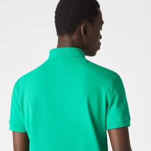 Polo de piqué de algodón elástico de menta oscura con logotipo bordado personalizado 100% estampado de seda acanalado con tapeta de botones oculta de ajuste Regular - Product Image 4