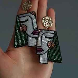 2025 nouveautés perroquet conception couleur verte boucles d'oreilles pour femmes Handmad perle de rocaille enseignant déclaration goutte précieuse perlée boucle d'oreille - Product Image 5