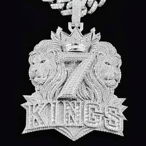 Colgante de Plata de Ley con Doble Corona de León KINGS Personalizado, Chapado en Oro con Incrustaciones de Moissanita, Estilo Hip Hop de Lujo - Product Image 5