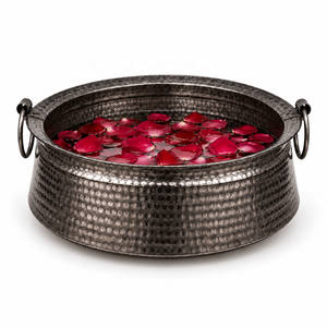Fauteuil de pédicure pour spa des pieds, finition martelée noire brillante, cuivre, classique, élégant, de luxe, avec massage par pétrissage, baignoire sans tuyauterie, vente en gros - Product Image 1