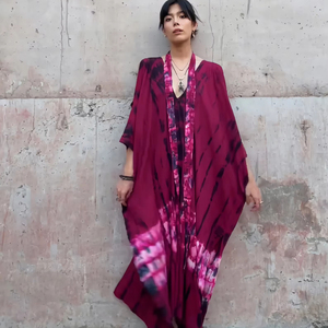 Verano bohemio Tie Dye Kaftan Maxi vestido hasta el suelo estilo bohemio rojo hecho a mano tamaño libre vacaciones cuello en V vestido de mujer sostenible - Product Image 1