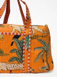 Bolsa de Viaje Deportiva de Fin de Semana, Informal, de Lujo, con Estampado Animal Naranja, Cierre de Cremallera, Gran Capacidad, Alta Calidad y Duradera - Product Image 4