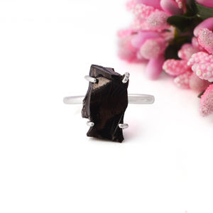 Metorite Vintage Bagues en pierres précieuses plaquées argent 925 Diamant taillé brut avec perle unisexe pour fête de mariage et anniversaire. - Product Image 5