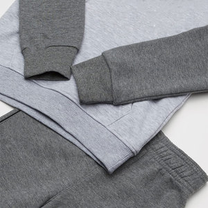 Trajes Deportivos Transpirables de Manga Larga con Logotipo Personalizado, el Mejor Estilo, Impresión por Sublimación, Algodón, Talla Grande, Diseño Sin Costuras de Verano - Product Image 3