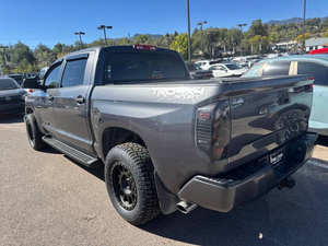 2018 T * oyota Tundra SR5 d'occasion - Product Image 3
