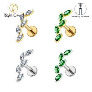 <span class=keywords><strong>Piercing</strong></span> Labret en Titane ASTM F136 16G à Filetage Interne avec 5 Zircons Marquise pour Helix, <span class=keywords><strong>Conch</strong></span>, Cartilage, Tragus, Dos Plat - Product Image 2