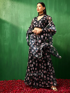 ADAA PINK LOTUS ORGANZA SLIM FIT LEHENGA SET Lehenga Choli de seda moderna para bodas y fiestas - Product Image 2