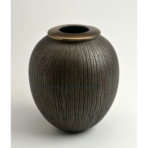 Classic <b>Table</b> <b>Top</b> Flower Vase Superior Quality Handmade Metal Brass Flower Vases for Indoor Living Room <b>Decorative</b> Flower Vases - Product Image 6
