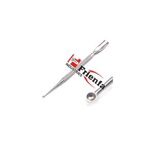 HALF MOON PUSHY ET CURETTE BEAUTY TOOL Acier inoxydable de haute qualité - Product Image 1