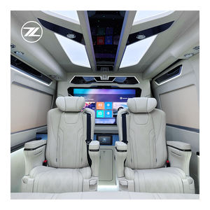 Conversion de fourgon Aspire |   7 places, sièges en <span class=keywords><strong>cuir</strong></span>, intérieur blanc, séparateur d'intimité, transmission automatique, LED, luxe pour Hiace - Product Image 1