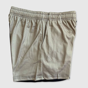 Pantalones cortos de malla sublimación Bandana personalizados Pantalones cortos de malla GSM pesados disponibles en todos los colores y diseños personalizados Hecho en Pakistán - Product Image 2