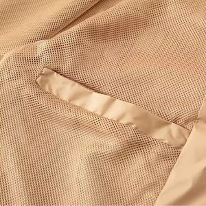 Veste de pluie légère pour homme avec capuche réglable, tissu en toile respirant, confortable, design conçu pour les aventures en plein air - Product Image 5