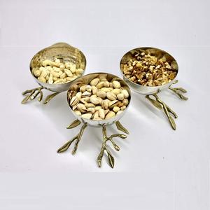 ชามเงินตกแต่งทำจากสแตนเลสคุณภาพสูงพร้อมก้านใบสีทองที่แนบมาพร้อมขาตั้งช่างที่สวยงาม - Product Image 2