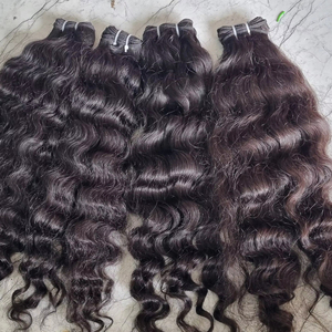 Extensions de cheveux humains indiens vierges Remy indiens de qualité temple Cheveux non traités de style bouclé à vague naturelle - Product Image 6