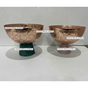 Tazón de Servir Hecho a Mano al por Mayor, de Cobre Puro Repujado, con Base de Pedestal, Tazón para Chocolate, para Decoración de Cocina y Mesa - Product Image 1