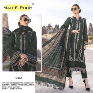 Les femmes de qualité supérieure portent un costume pakistanais de couleur noire avec des travaux de broderie avec des Dupatta assortis à des prix abordables - Product Image 5