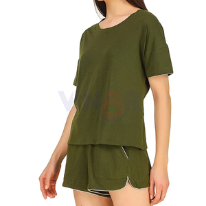 Vêtements d'été décontractés pour femmes T-shirts et shorts confortables 2 pièces ensembles 100% coton OEM ODM Service dames ensembles jumeaux à vendre - Product Image 4
