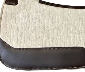 Selle de cheval en feutre de laine 100% résistante - Selle de cheval de style western à ajustement contour avec renfort en cuir durable - Équestre - Product Image 2