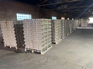 BRIQUETTE DE BOIS POUR LE CHAUFFAGE MAINTENANT DISPONIBLE - Product Image 5