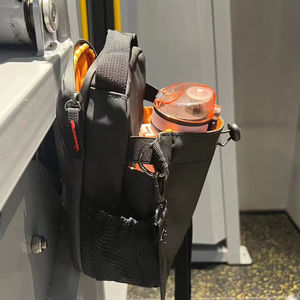 Nouveau design fabriqué en usine sac de sport magnétique personnalisé avec écharpe personnalisée et poche pour bouteille d'eau - Product Image 5