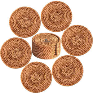 Wholesale Natural Round Woven <b>Placemats</b> Wicker <b>Seagrass</b> Coasters Heat Resistant Rattan <b>Placemats</b> at Best Price - Product Image 1
