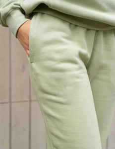 Conjunto de Ropa Deportiva Informal con Capucha para Mujer, Personalizable al por Mayor, de Invierno, Corta, Lisa, de Ajuste Regular - Product Image 6