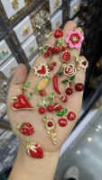 Breloques en laiton plaqué or 18 carats avec émail, motifs fruits (cerise, fraise, pomme) pour la fabrication de bijoux DIY, vente en gros, OEM, ODM