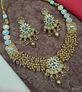 INDIAN TRADITIONAL <b>and</b> FASHIONABLE COPPER JEWELLERY BRIDAL WEDDING JEWELLERY <b>SET</b> for WOMEN <b>EARRINGS</b> <b>and</b> <b>NECKLACE</b> <b>SET</b> - Product Image 1