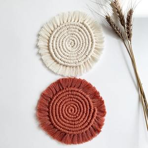 Dessous de verre multicolores Boho les plus vendus Tapis faits à la main en coton pour boissons pour table de bureau Décoration de cuisine ou de bureau - Product Image 2