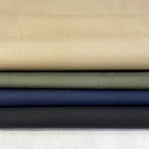 Tissu à carreaux 65% polyester, 32% coton, 3% élasthanne - Tissu à carreaux hydrofuge et résistant aux déchirures - Product Image 4