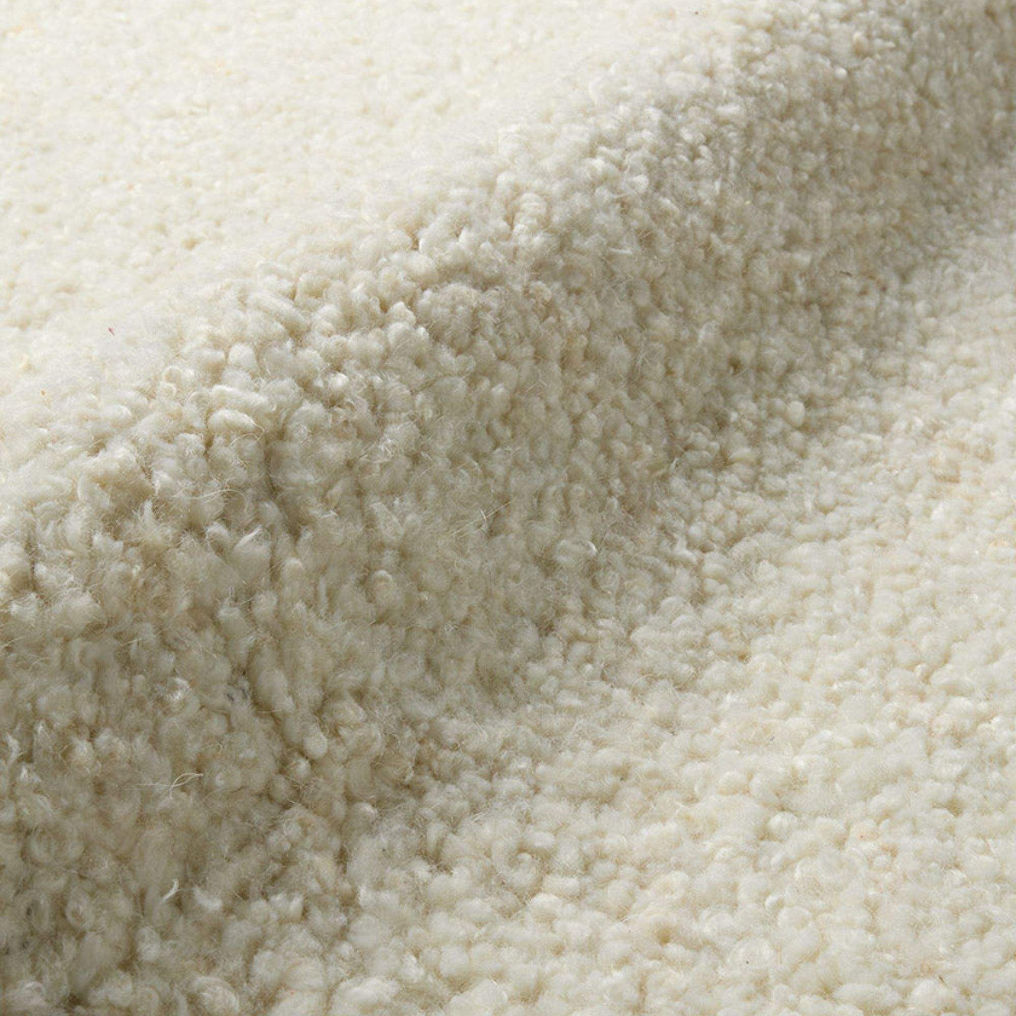 ใกล้ชิดธรรมชาติ