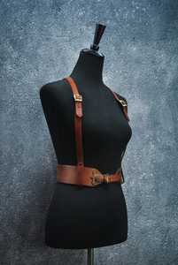 Harnais porte-jarretelles Steampunk avec sangles en étoile Design en cuir végétalien pour et LWH-0093 de mode occulte - Product Image 3