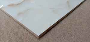 Carreaux de sol et de mur en grès cérame vitrifié aspect marbre blanc de qualité supérieure 600×600 mm 60×60 cm 24×24 pouces pour projets internationaux - Product Image 5