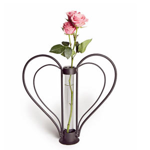 Centro de Mesa Moderno de Hierro y Vidrio con Cinco Tubos - Product Image 2