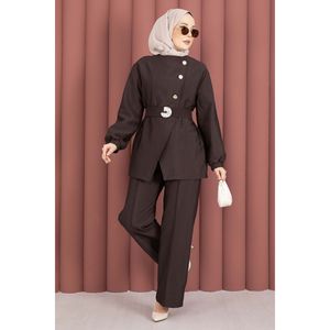 Conjunto de Traje de Dos Piezas para Mujer de Diseño con Botones Dorados y Cinturón Color Café - Product Image 4