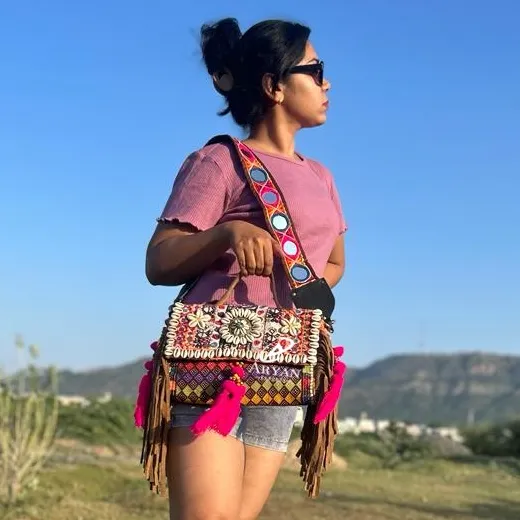 Produk baru buatan tangan asli rajasmangkuk wanita suku Multi warna kain katun Boho Hippie kulit Suede rumbai rumbai tas Banjara